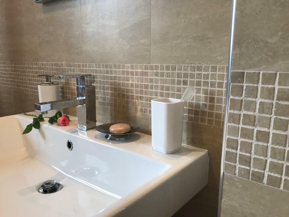 Linden Garden Apartment Postojna Ngoại thất bức ảnh