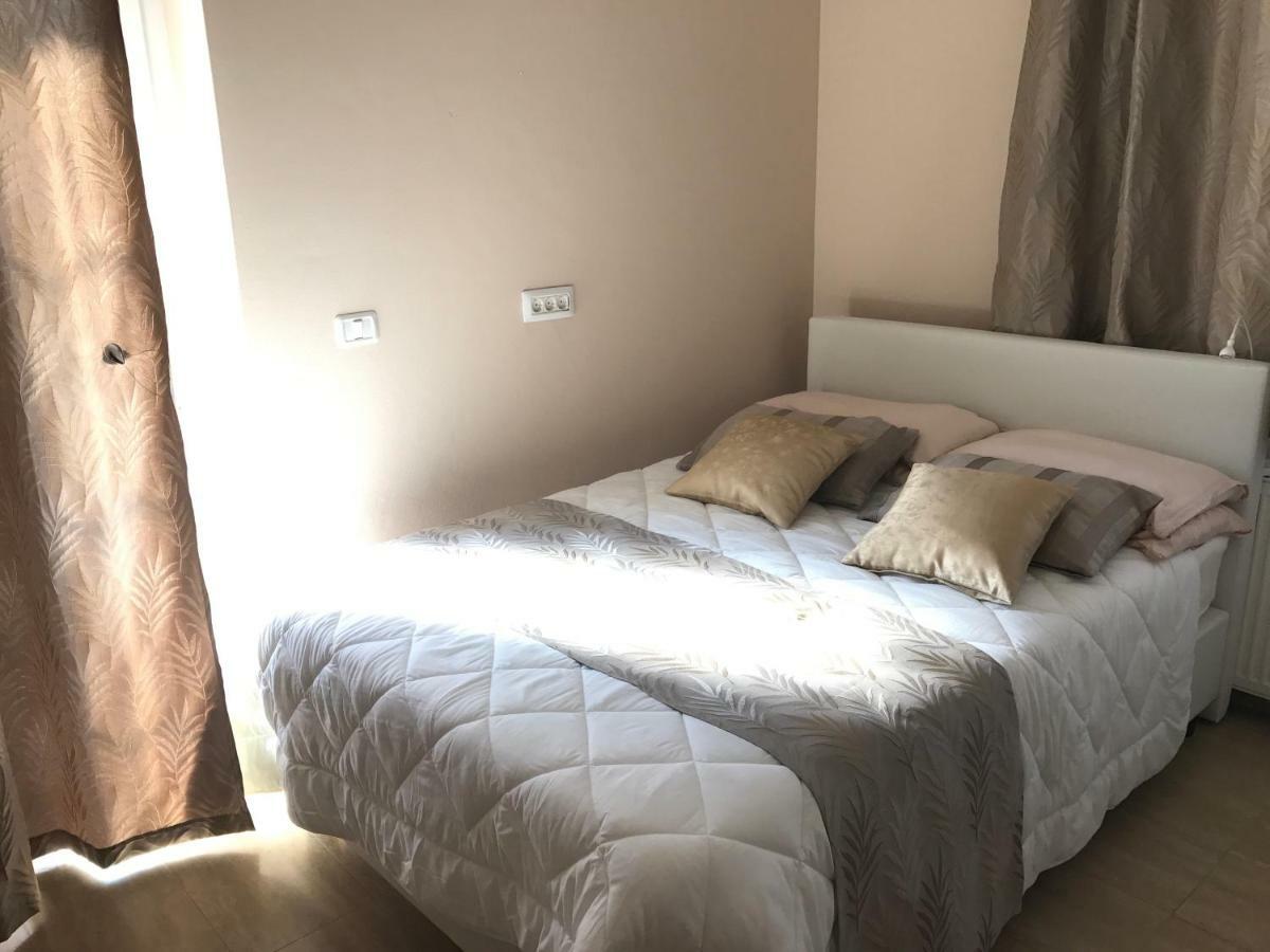 Linden Garden Apartment Postojna Ngoại thất bức ảnh